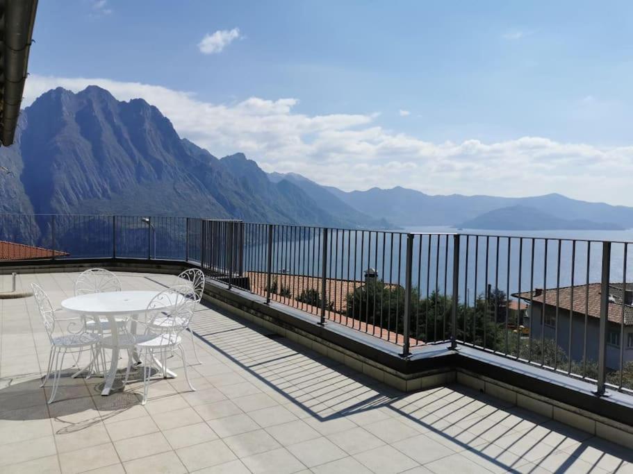 Patricia'S Apartment Riva di Solto Luaran gambar